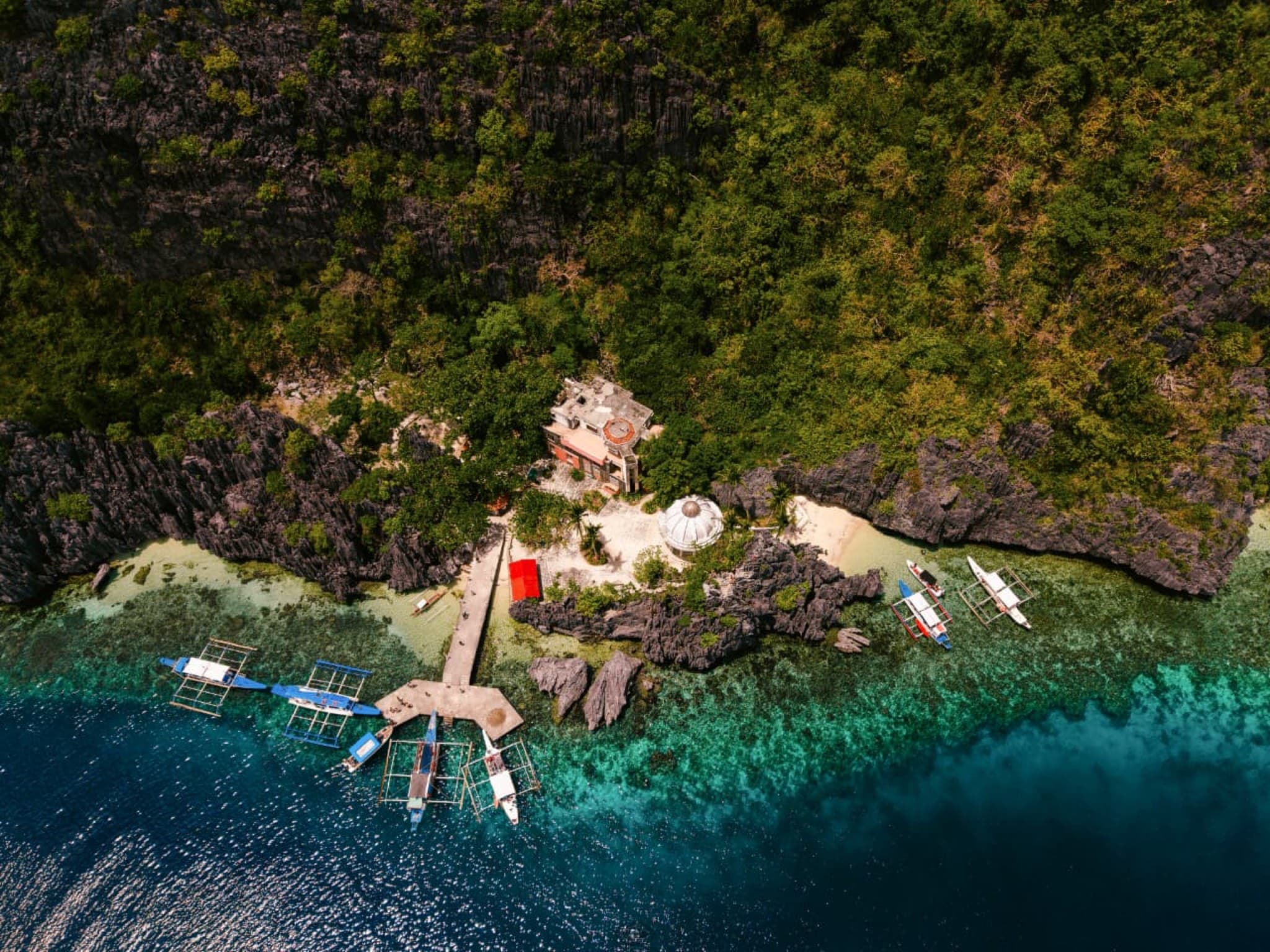 El Nido Tour C: Hidden Beaches and Dramatic Cliffs - photo 10