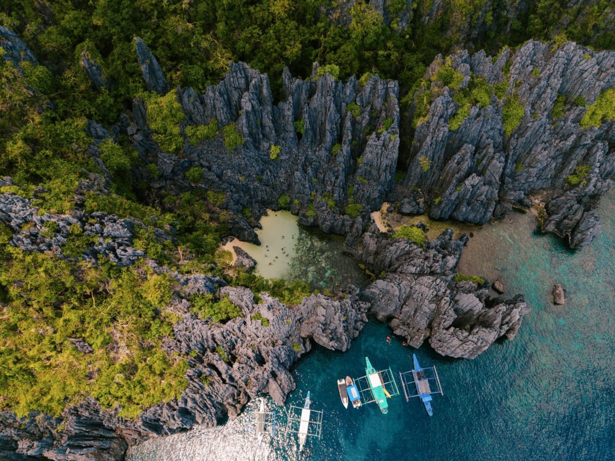 El Nido Tour C: Hidden Beaches and Dramatic Cliffs - photo 8