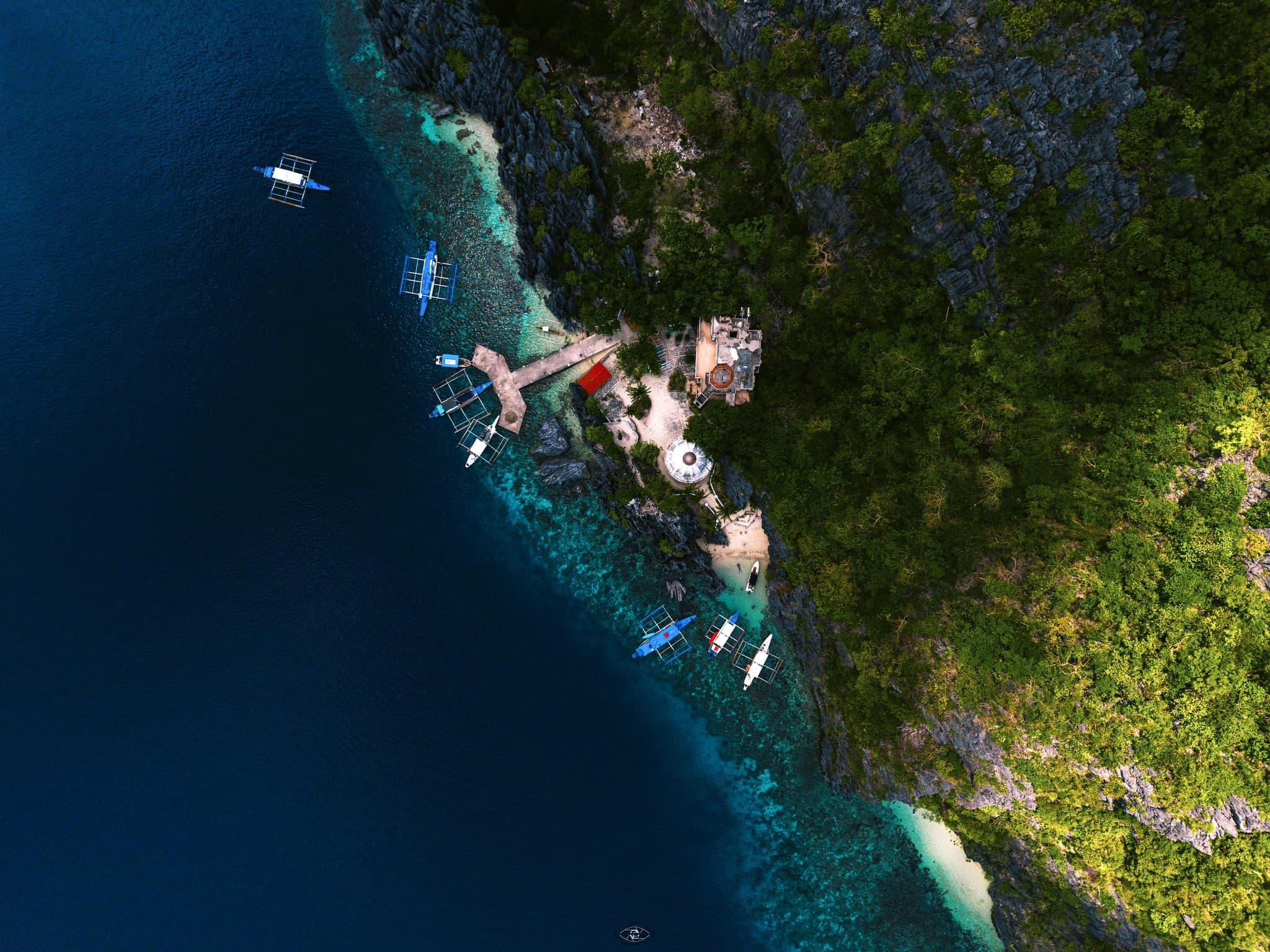El Nido Tour C: Hidden Beaches and Dramatic Cliffs - photo 9