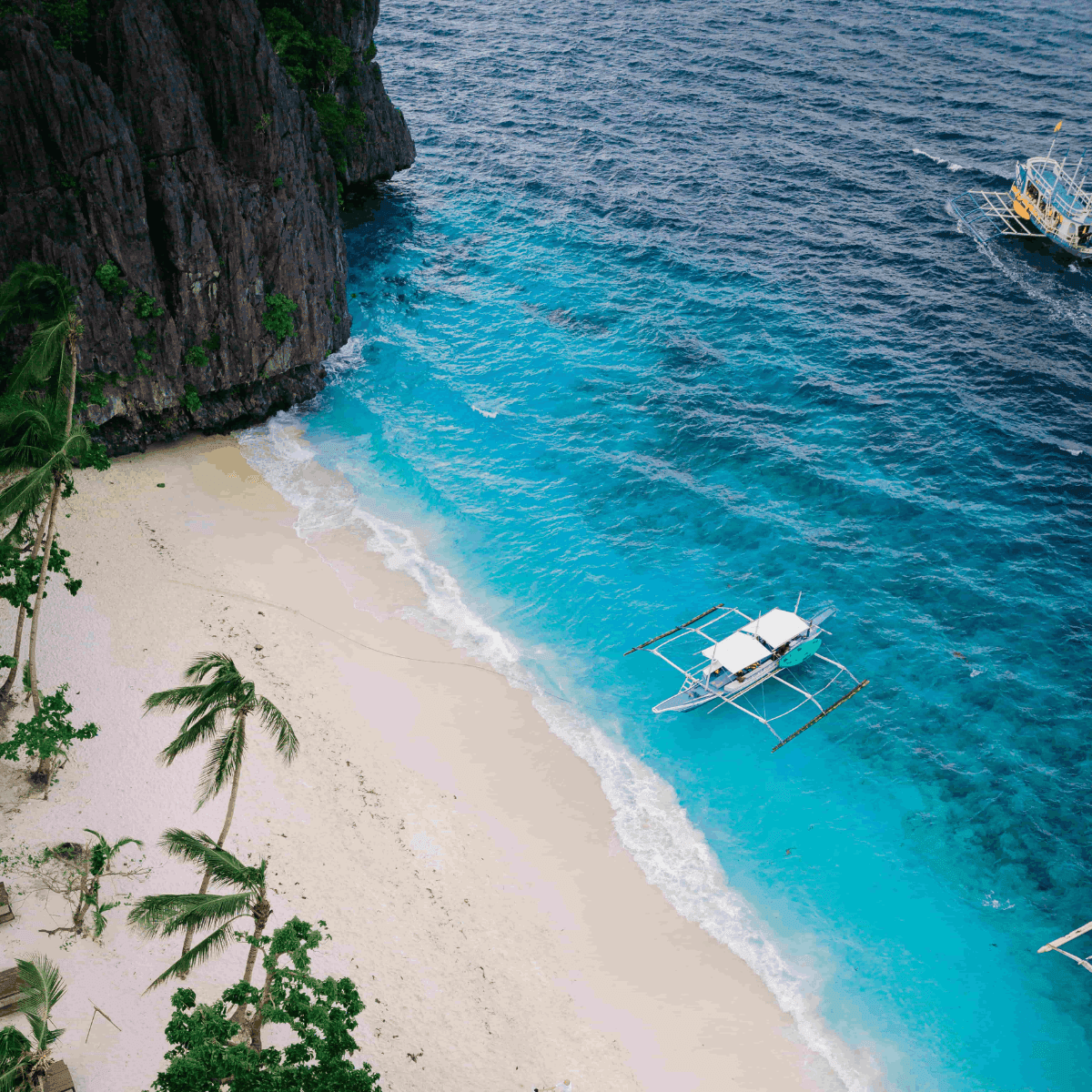 Your own boat. Your own El Nido.